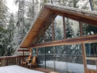 Chalet at Rainier Lodge (0.4 miles from Mount Rainier) Hotels near Mount Rainier National Park