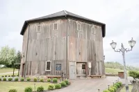 The Estate House: Timeless Elegance at 1885 Farms