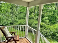 Hidden High Falls 4BR Oasis on 3 acres by trail!