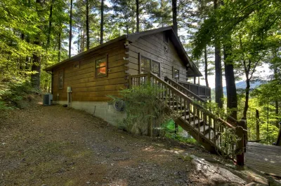 The Cabin at Snail Trail | Hot Tub | Amazing Views