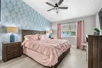 ⛵️WATERFRONT RESORT ON MERRIT ISLAND! 🏝️ NEW LISTING!🚀🚢 🐠⛱️ Hotels near Java Cream Cafe
