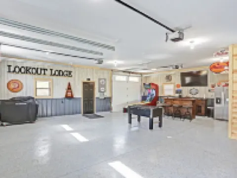 Game Room, Fully Paved Roads, WiFi and Luxury Finishes Hotels in Lead