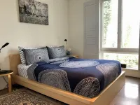 Mid-Century Modern on Private Beach, Designed by Award Winning Architect!