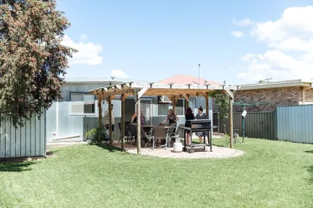 Mudgee Explorer Lodge.Owned by Mudgee Wine Explorer Tours