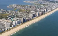 Fantastic Beach Condo, Linens Included!