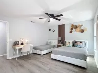 Seabreeze garden oasis, jacuzzi, golf, mins ->beaches Hotels in Pinellas Park