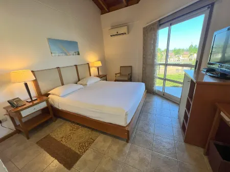 Maitei Posadas Hotel & Resort