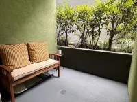Lush 1 bd Koreatown w/ FREE parking & In-Unit laundry Hotels in Commerce