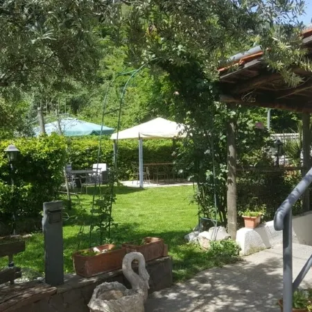 Casa Raffaella - Apartment 2 Отели в г. Пимонте