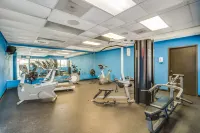 AT The BEACH: OCEAN VIEW Condo,  remodeled,  HEATED  Pools, Hot Tub and more..
