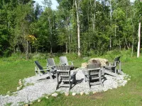 Whiteface Mtn/Wilmington, NY~~Hot Tub, Gas Fireplace, 2 Minutes to Whiteface!!