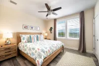 5% Off Any Booking Through Jan 31, 2026! Canal Front/Private Pool/Hot Tub/Dock!