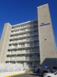 El Capitan Ocean Front - 2 BR/2BA 4th Street ON the Boardwalk! Linens Included!