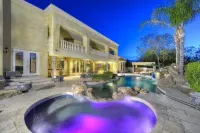 STUNNING 8 Bedroom Mansion on Golf Course! Heated Pool/Spa! Theater Room!