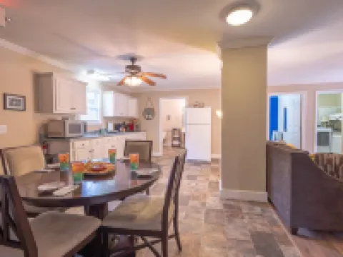 Ada-Friendly Estate Cottage • 2 King Beds • Quiet Retreat Hotels in Mars Hill