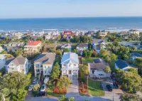 Great Fall/Winter Rates/Rooftop/Pool/Luxury/3 Minute to Beach/Near Sullivan's