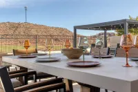 Luxury 6 Bed Heated Private Pool, Hot Tub, Game Room, near Zions on Golf Course