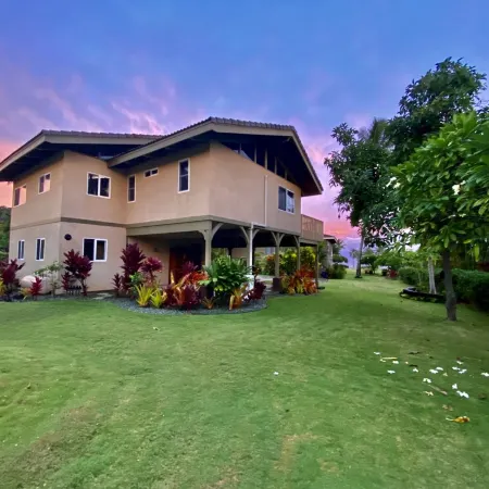 Sunny Poipu Beach House Near Grand Hyatt, Views, AC, Guest Favorite