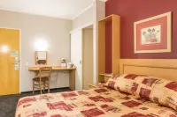 Road Lodge JNB Airport Hotels in Isando