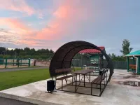 Zelenaya Dolina Hotel Hotels in Dzerzhinsky District