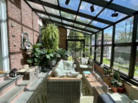 Mansion-on-the-hill elegance close to all the Hudson Valley has to offer. キングストンのホテル