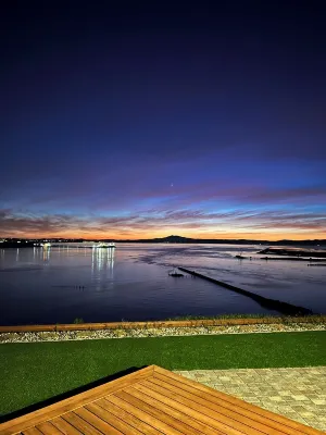 Luxury Waterfront Home – 3BR, 4 Beds, Stunning Views, Quiet Retreat & Comfort