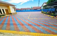 Wisma Astina Graha Hotels in Condong