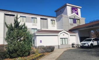 Sleep Inn Airport - Billy Graham Parkway