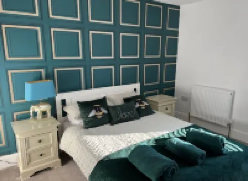 Alsager Town centre apartment
