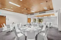 Club Wyndham Airlie Beach - breakfast