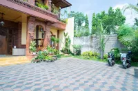 RedDoorz Syariah near RSUD Kota Malang Hotel dekat SAMOX LOAK
