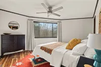 Available Christmas/1 m. to Ski & Snow Tube/Fire Pit/Wineries Hotels in Basye