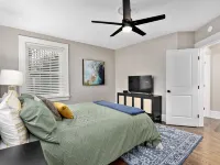 Cute and Cozy 1 Bedroom Apt! Pet Friendly! Great WiFi!