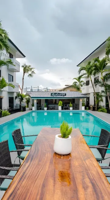 อพาร์ตเมนต์พร้อมวิวสระว่ายน้ำ