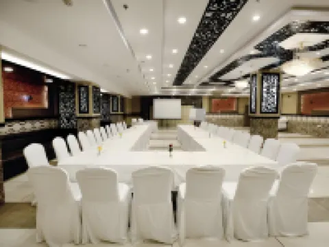 The Grand Radiant Hotéis em Lucknow