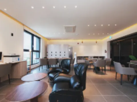 The Land Hotel Hayang Branch Hotels in Gyeongsan-si