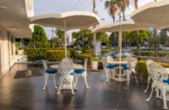 Coral Reef Hotel