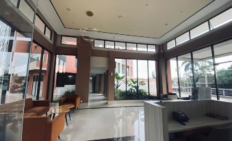 Transpark Juanda by 21 Room
