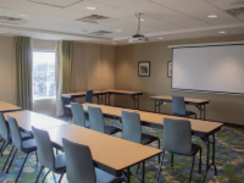 Hampton Inn Big Rapids Hotels in Mecosta County