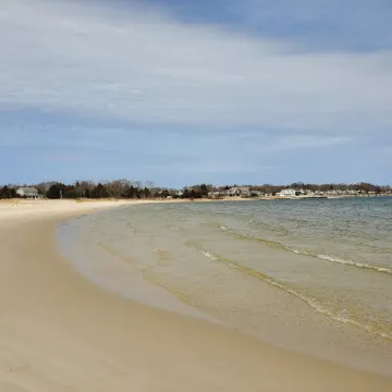 Beachfront Paradise in North Fork