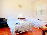 Hostellerie Avances Soiree Hotels in Tateyama