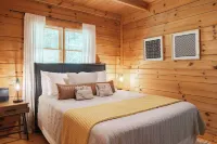 Prime Location! Mountain View's+Hot tub+Games