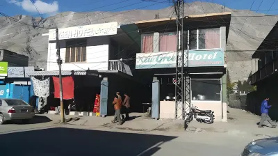 New Green Hotel Hôtels à proximité de l'Aéroport de Gilgit