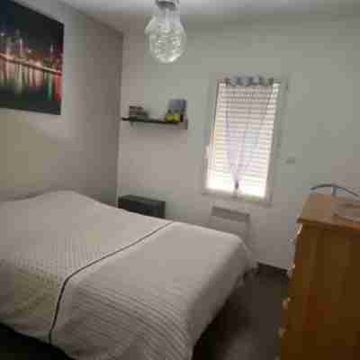 APPART T3 DANS RESIDENCE SUR HAUTEUR LA CIOTAT Rooms