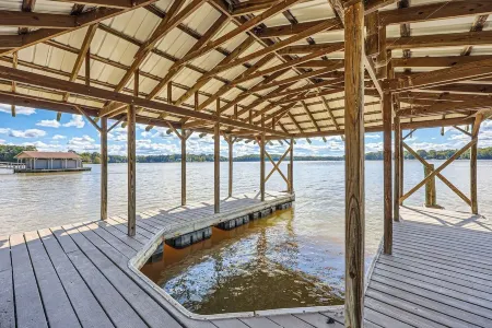 Dogwood Bay Отели в г. Фолстаун