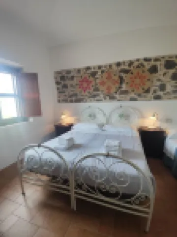 Sa Carruba - Typical rural house surrounded by greenery with panoramic views