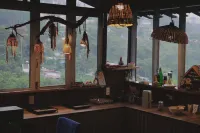 Cú Trên Cây Homestay