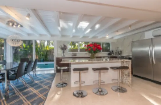 HGTV Design Star - Beach entry, Pool- Spa Heaven