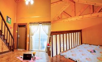 Gurye Solbachi Boineun Punggyeong Pension