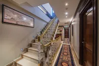 The Magnaura Palace Hotel